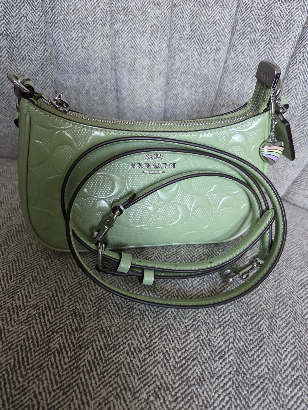 Coach Teri Mini Crossbody in Signature Leather with Heart Charm CCZ29 pale green - Picture 3 of 12